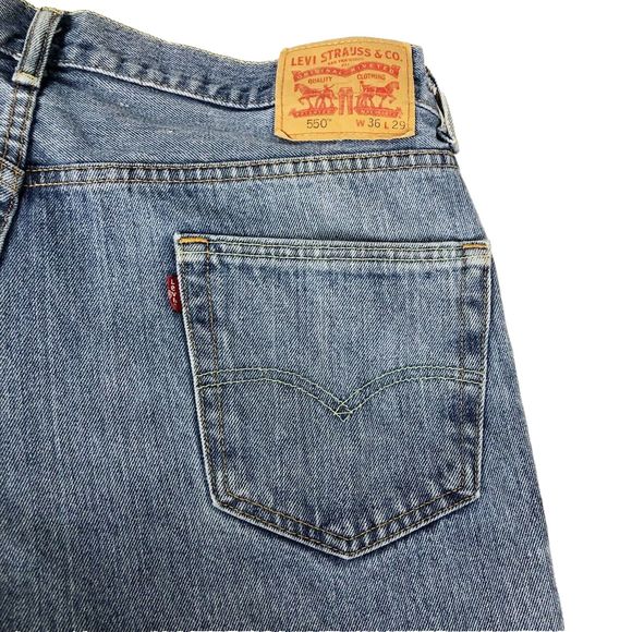 Levi Strauss Men’s 36x29 Light Wash 550 Relaxed Fit Straight Leg Denim Jeans - Picture 10 of 14